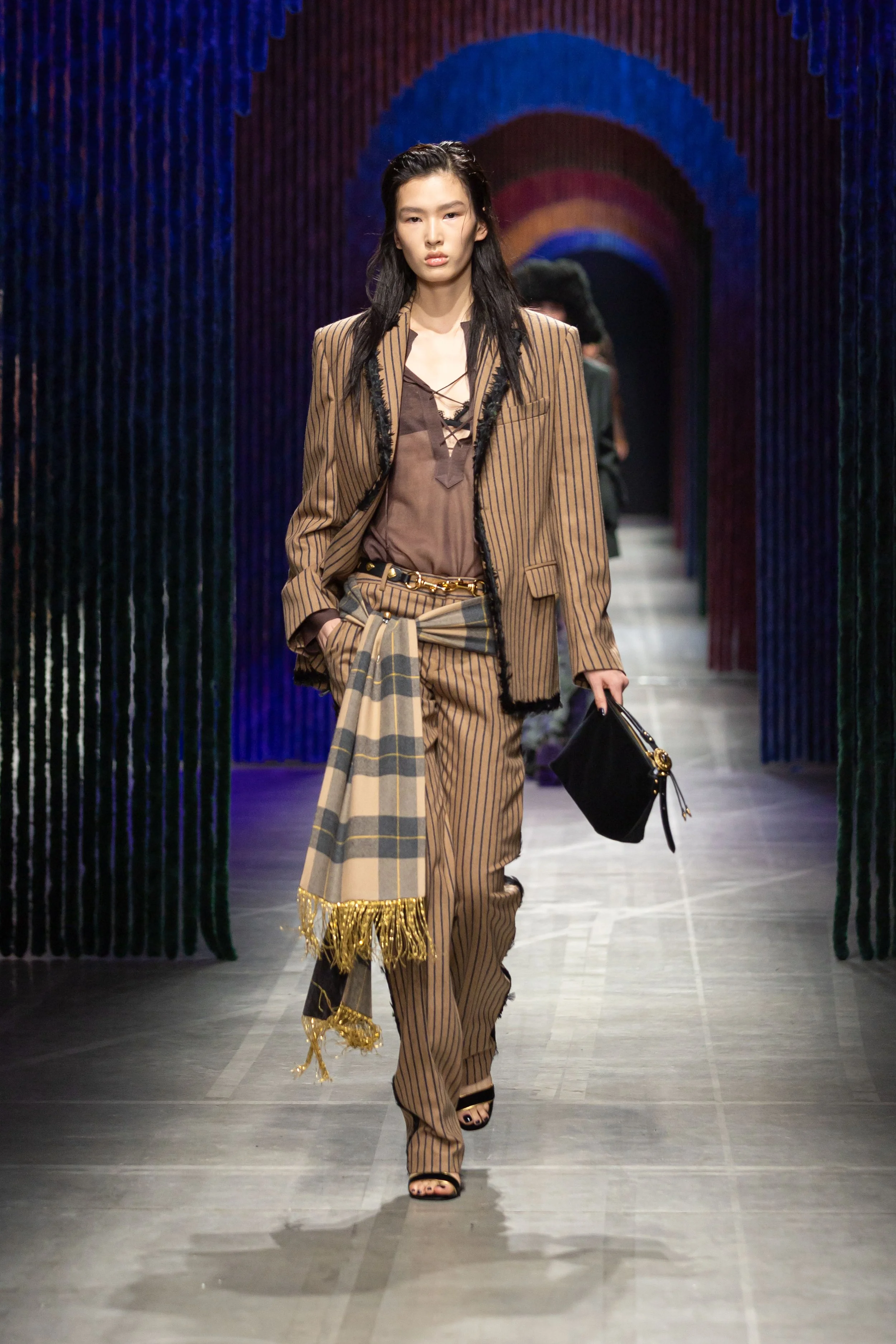  Look 12 