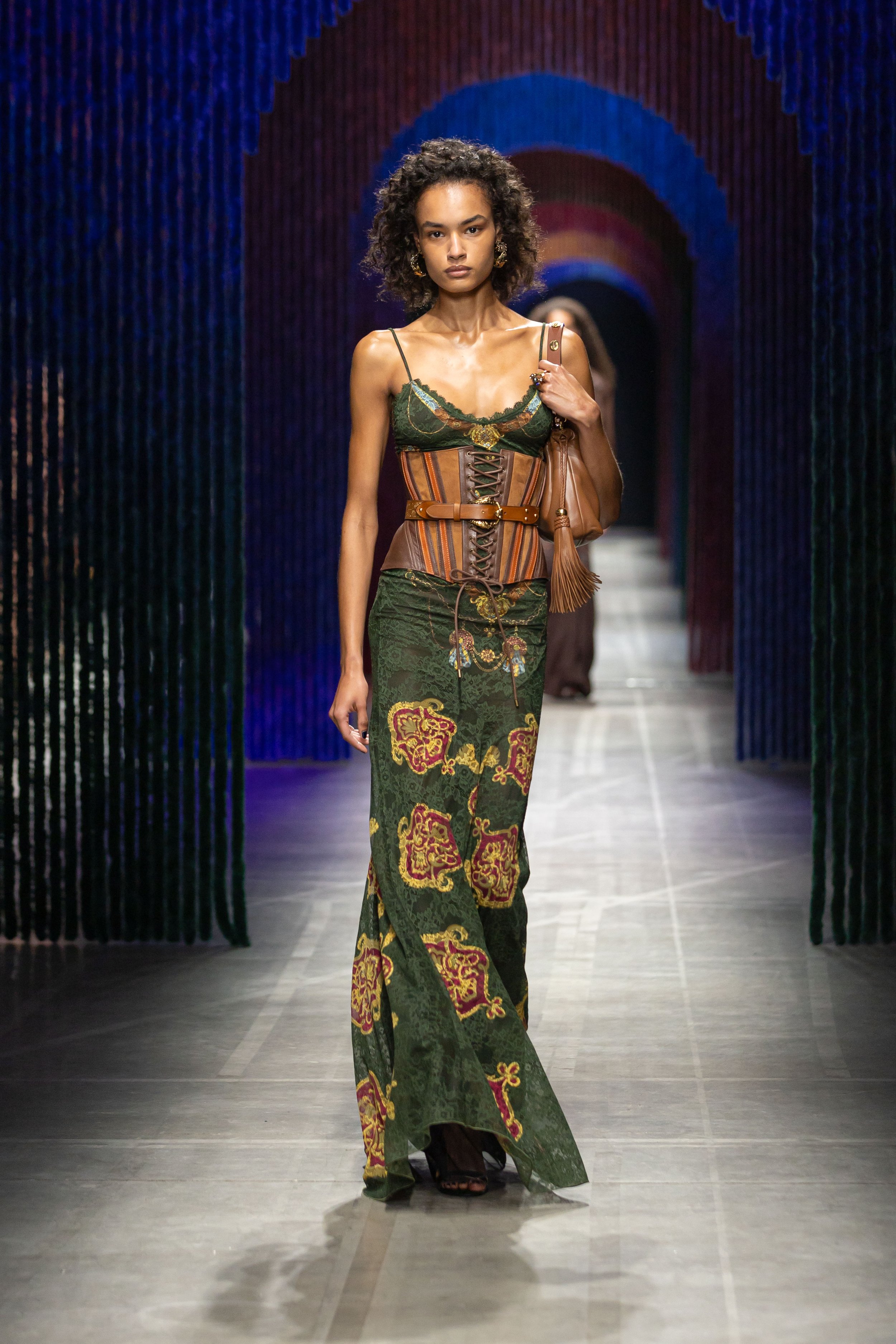  Look 14 