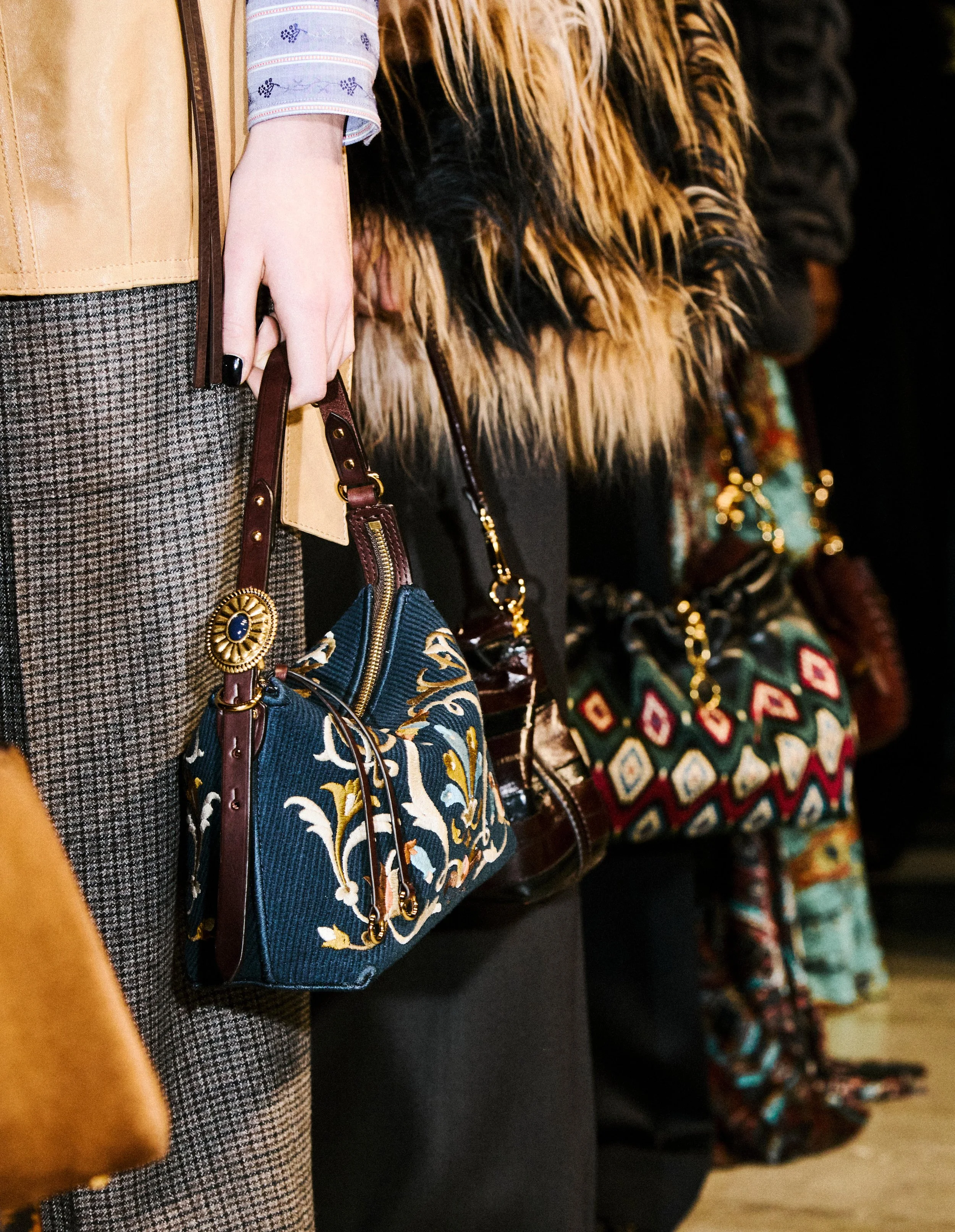 ETRO WINTER 26 BACKSTAGE5.jpg