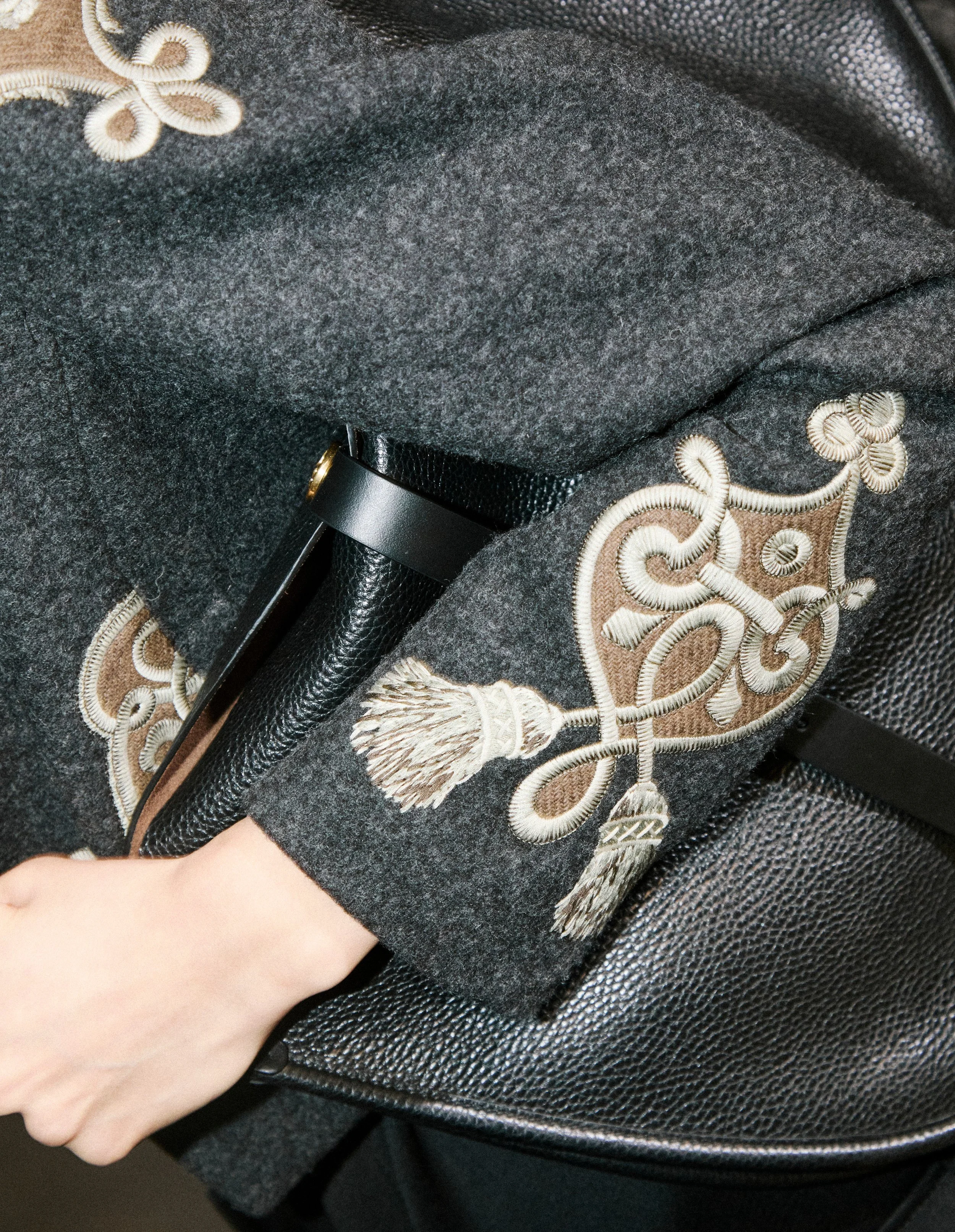 ETRO WINTER 26 BACKSTAGE6.jpg