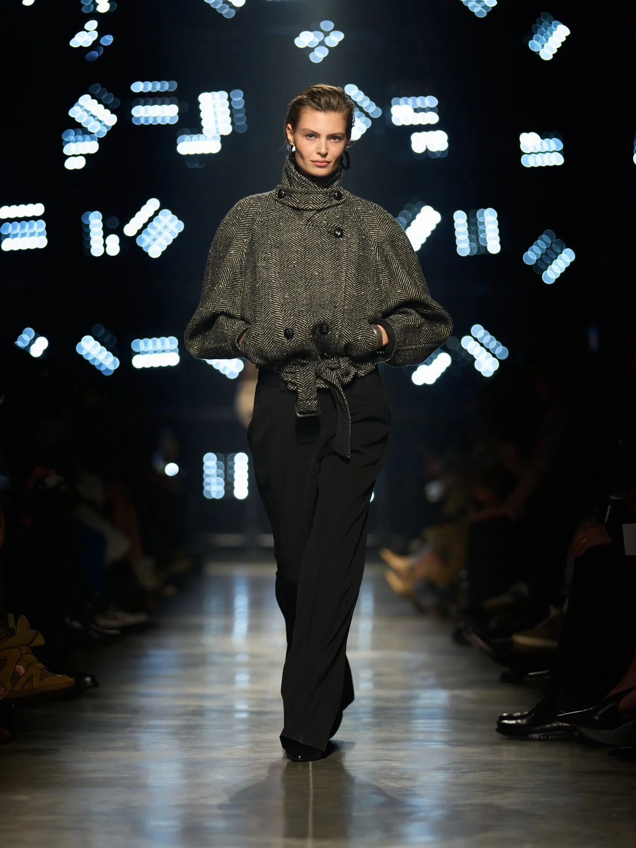  Look 26 