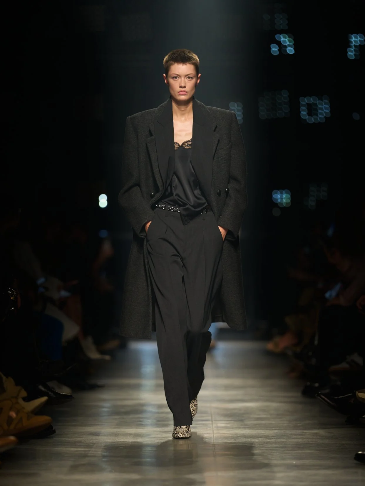  Look 31 