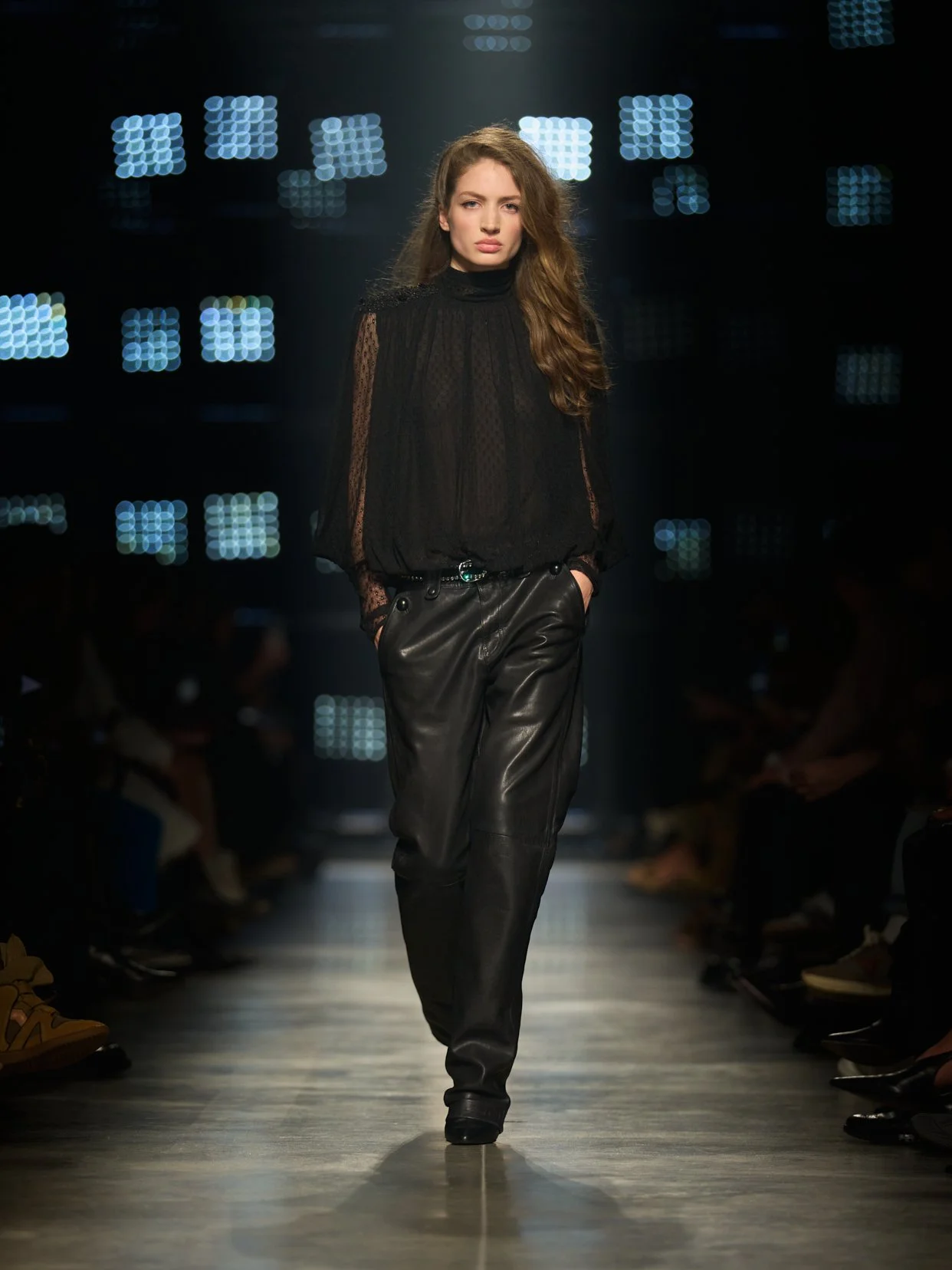  Look 45 