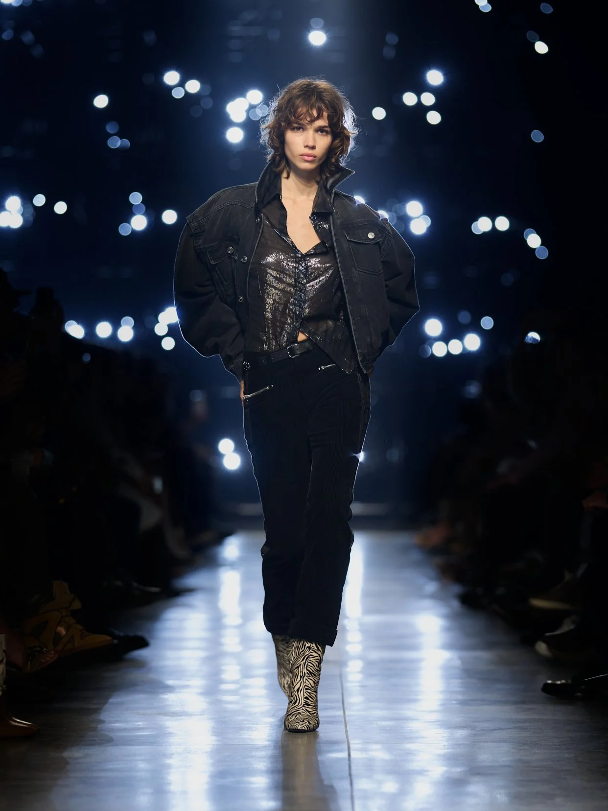  Look 51 