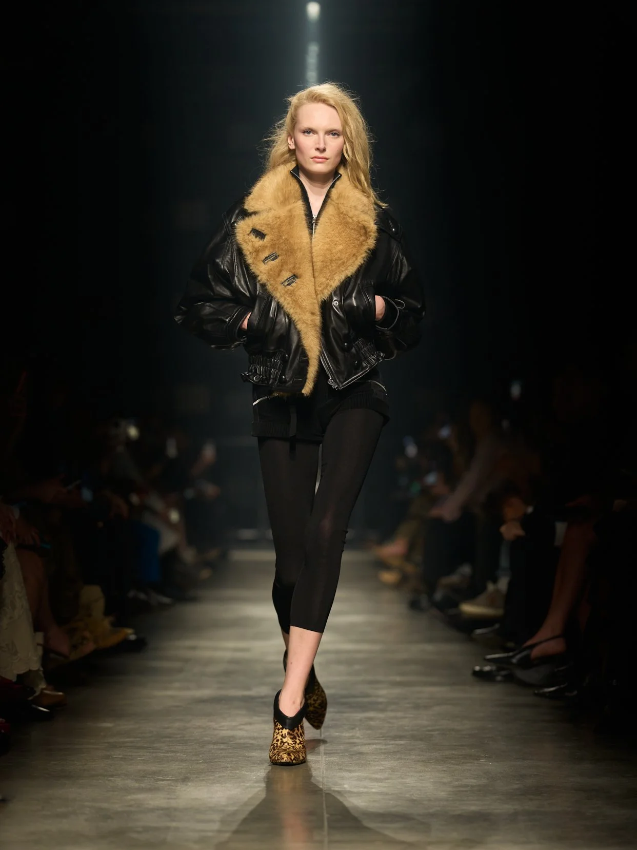  Look 63 