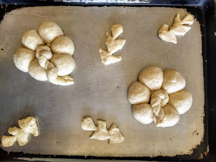 Pumpkins and leaves proofing.