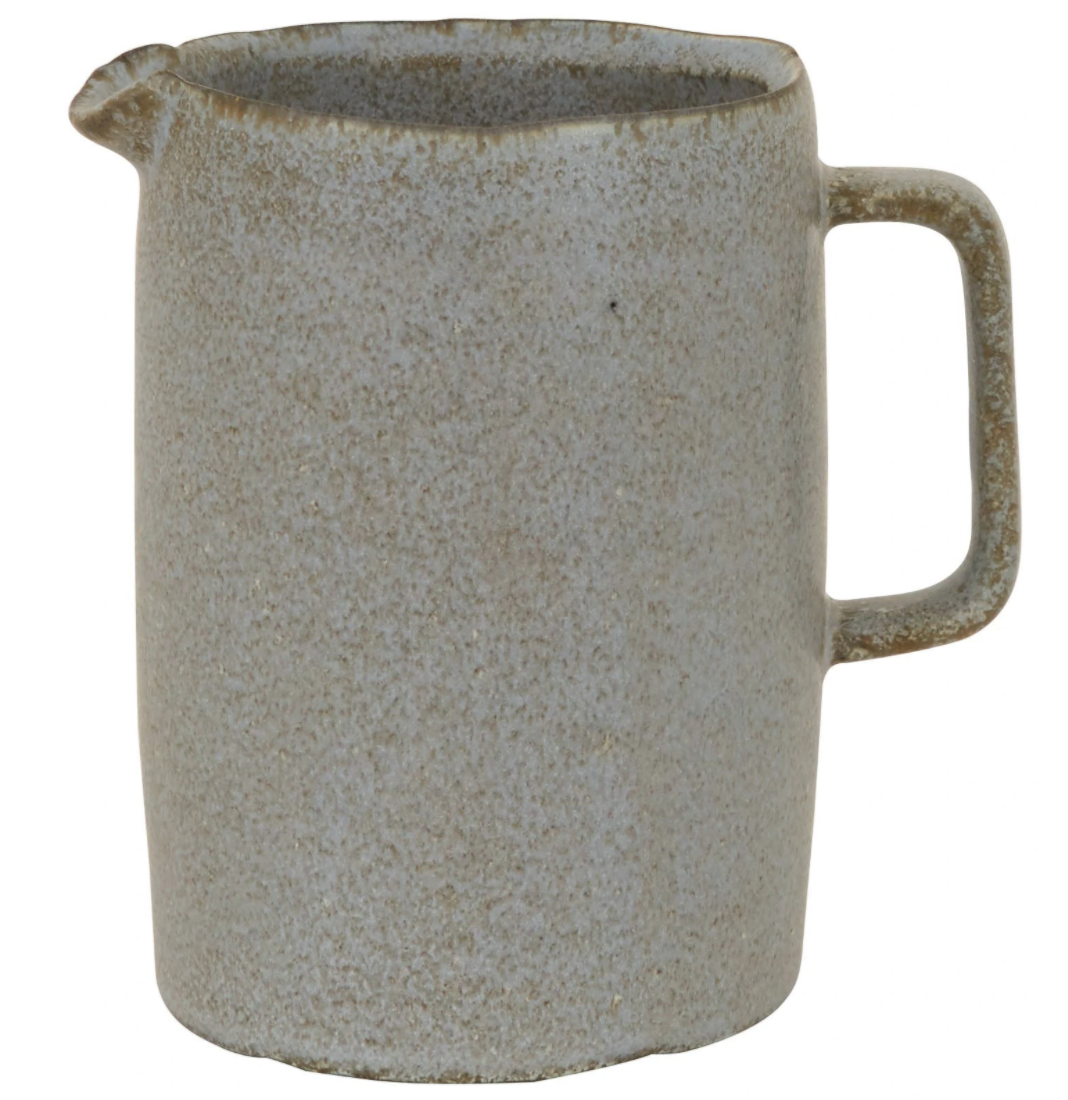 Tank Pitcher