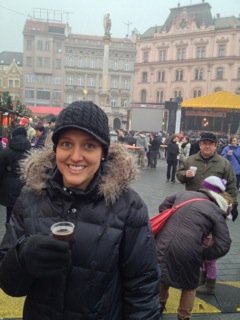 Me sampling horky medovina. 