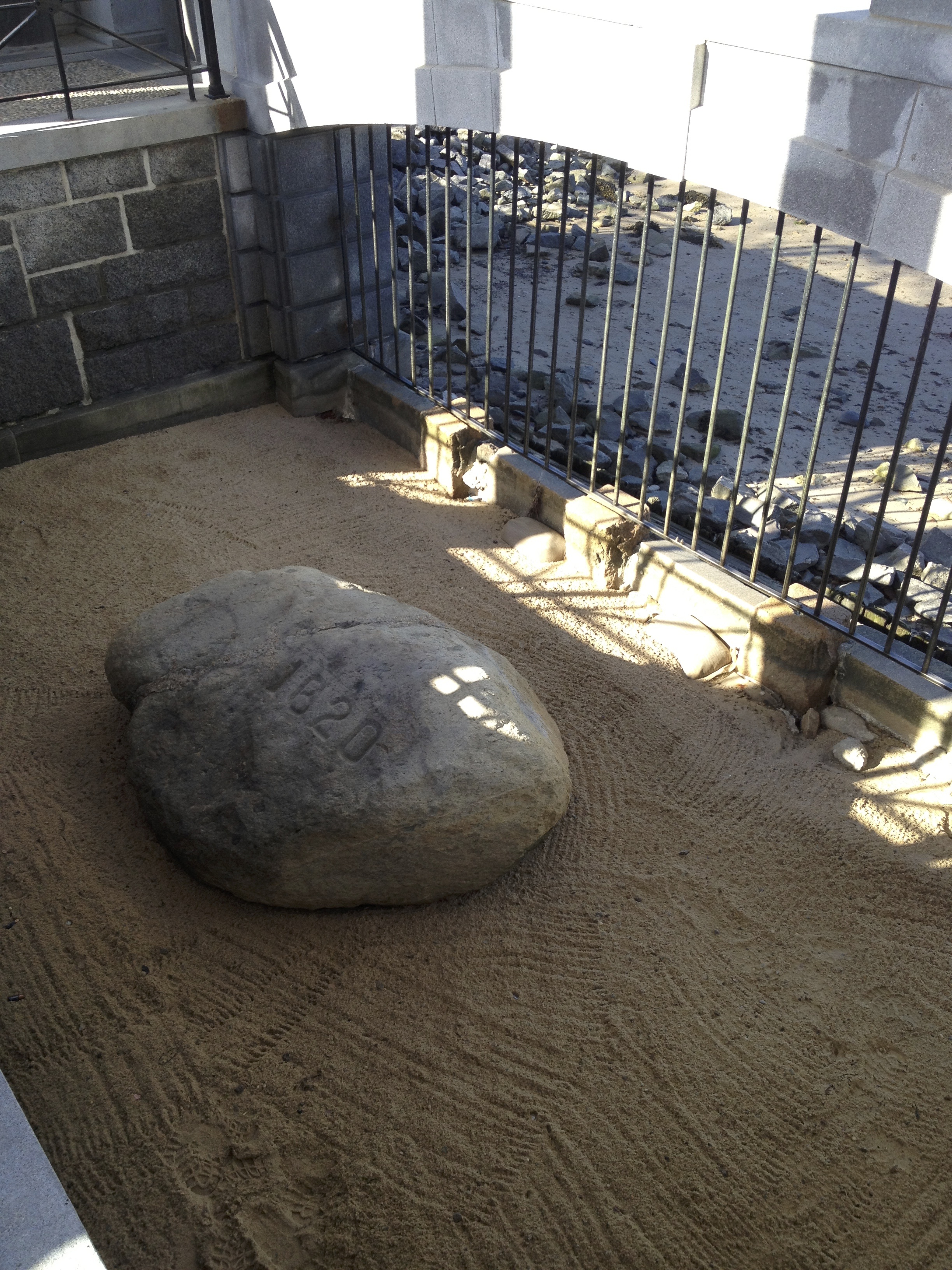 The rock. Yup, there it is. 