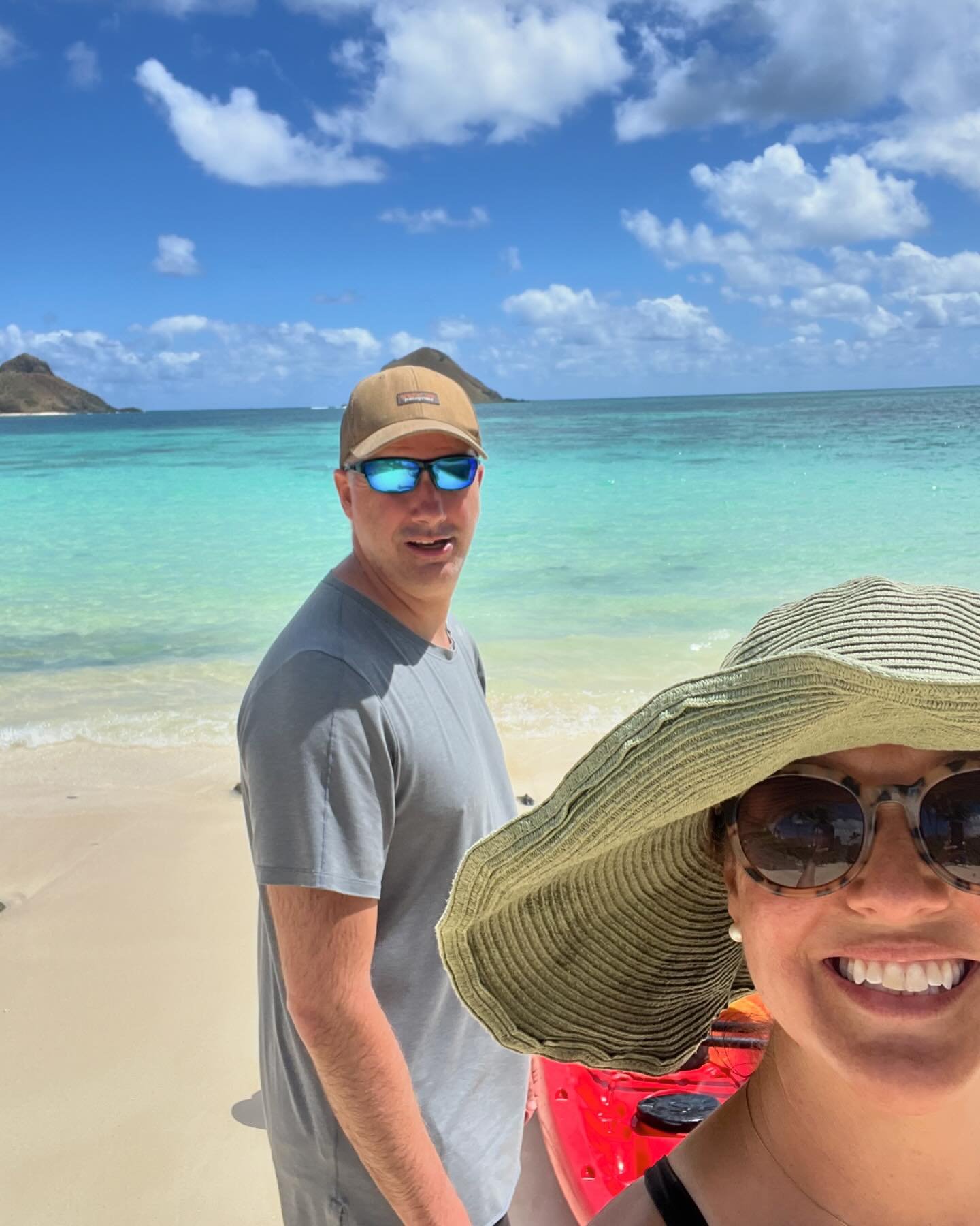 The month of March really outdid herself. So many good gifts and memories and joy-filled days. 🩷

🏝️ Hawaii for our 25th with @markoshman. 
🌮 Epic night at @casabonitaofficial. 
🤩 Hannah&rsquo;s musical performance.
👰&zwj;♀️ Bridal shower for @z