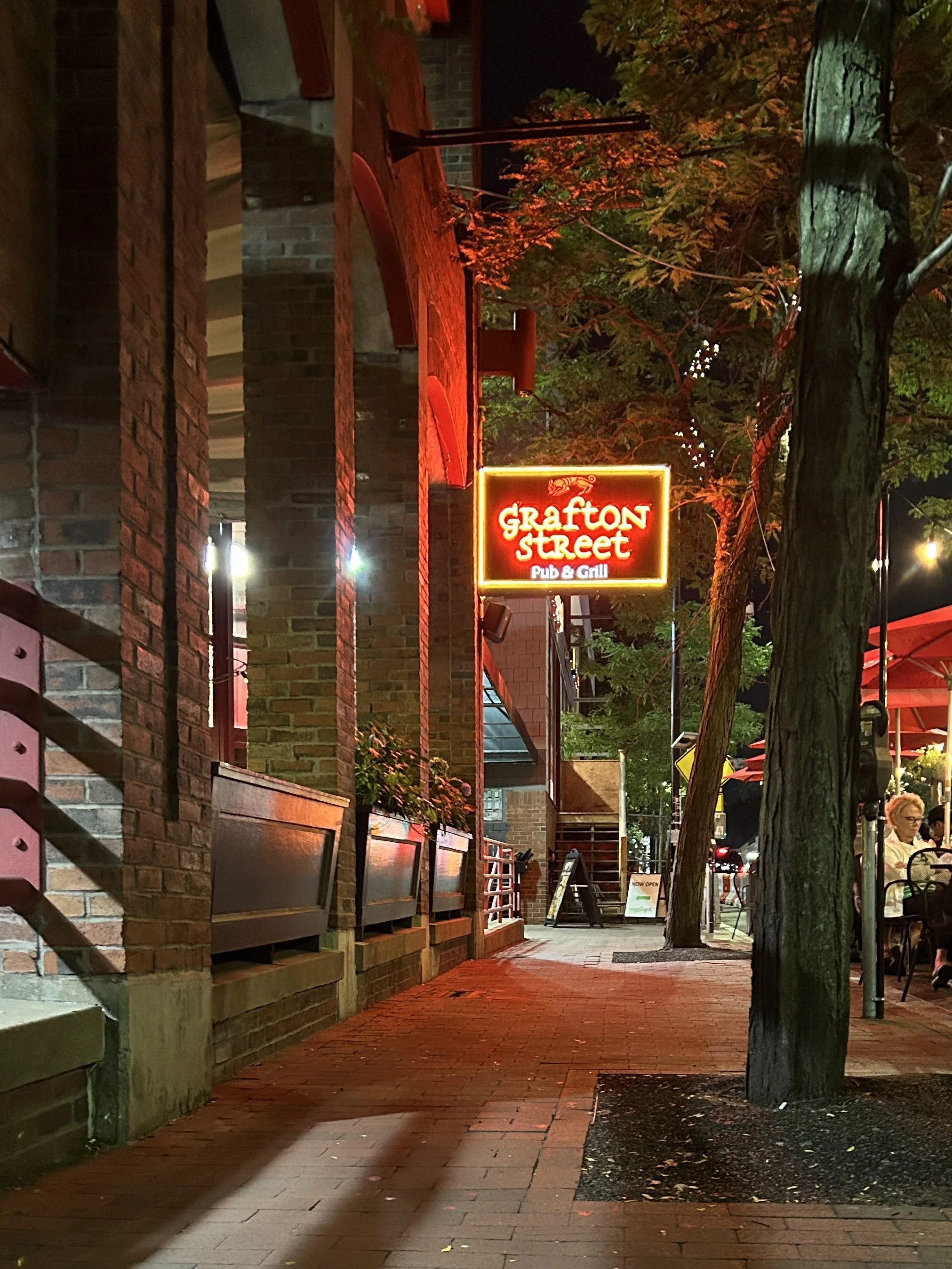 Grafton Street Pub