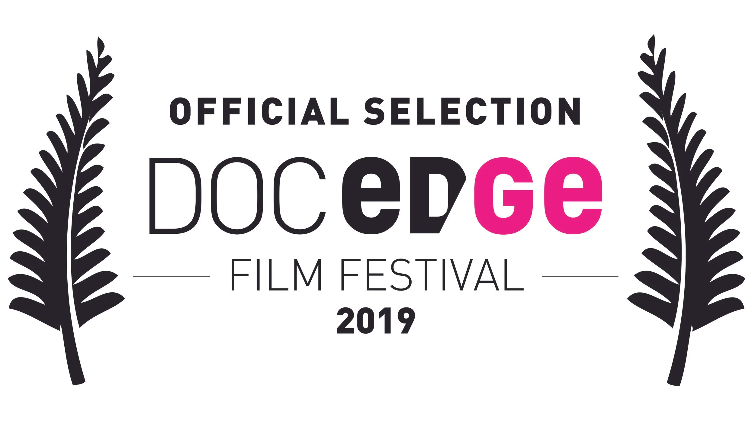 DocEdge_Black & Magenta logo_White Bkgrd.jpg