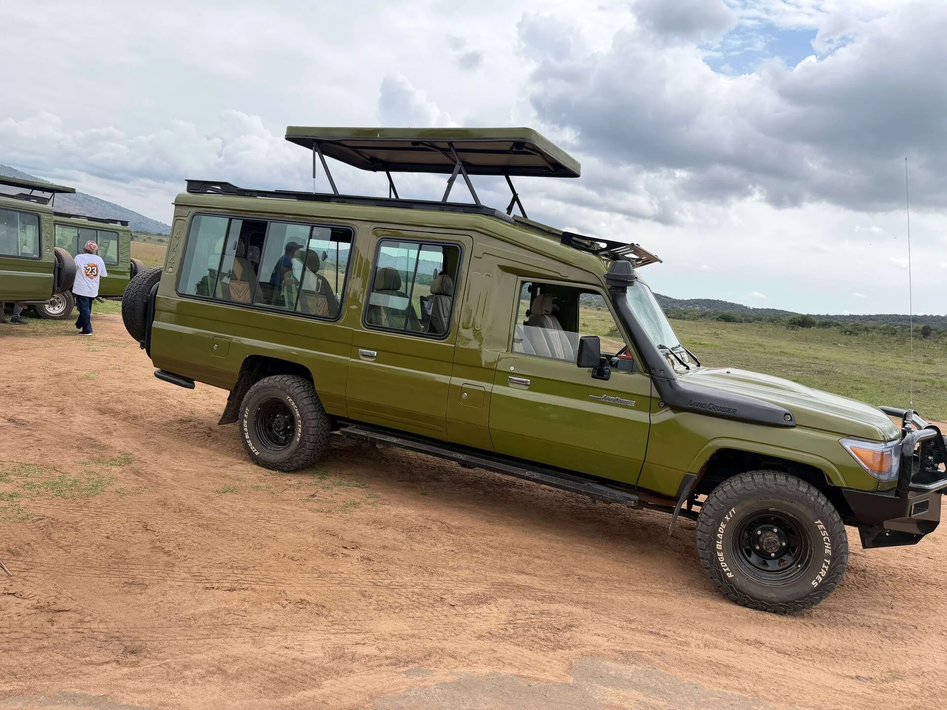 4X4-CAR-HIRE-RWANDA.jpg