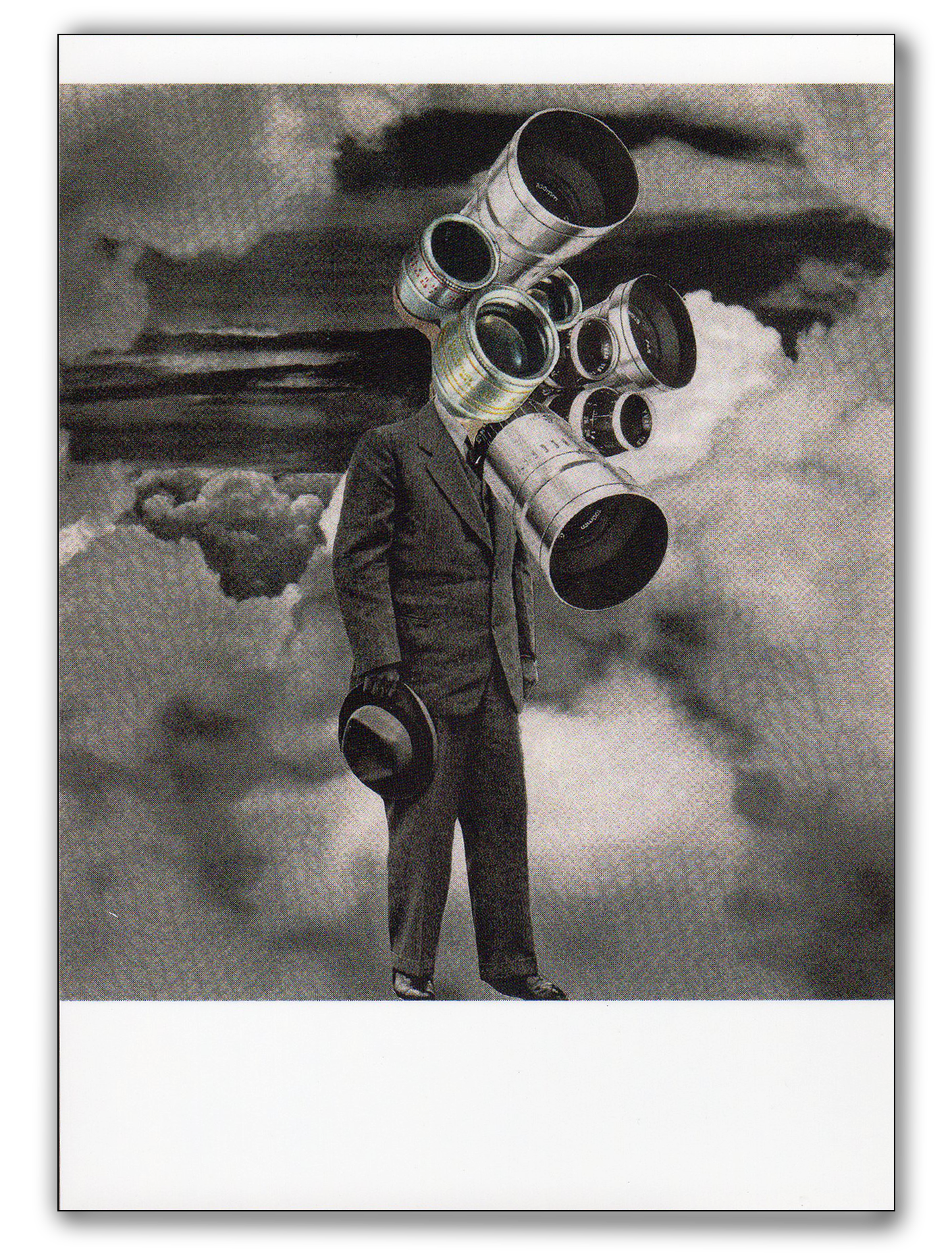 030012_FocusedOnCloudspostcard.png