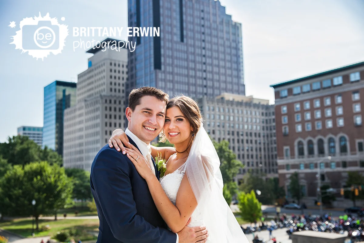 Indianapolis-skyline-wedding-portrait-photographer-couple-downtown-urban-skyscraper.jpg