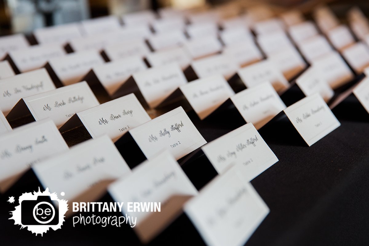 Indianapolis-wedding-photographer-place-card-display-Hillcrest-Country-Club.jpg