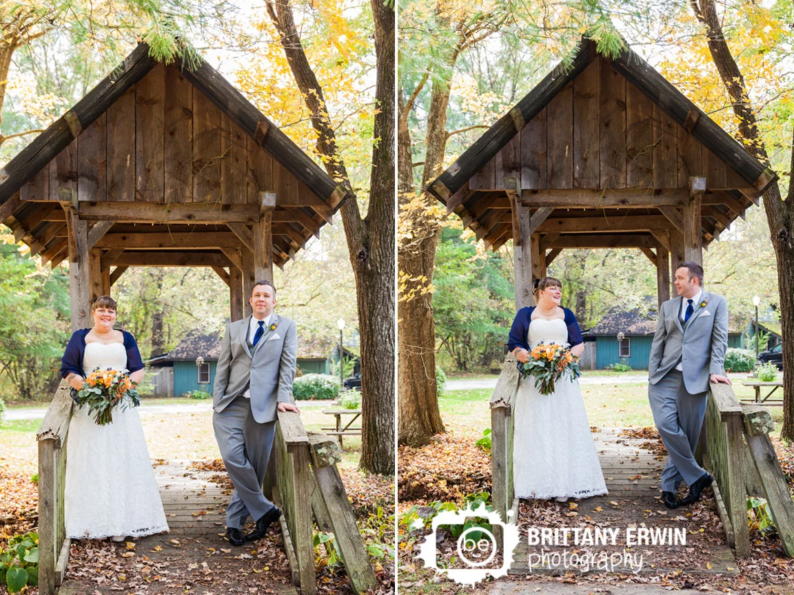 Story-Inn-wedding-photographer-couple-on-covered-bridge-fall-portrait-bokay.jpg