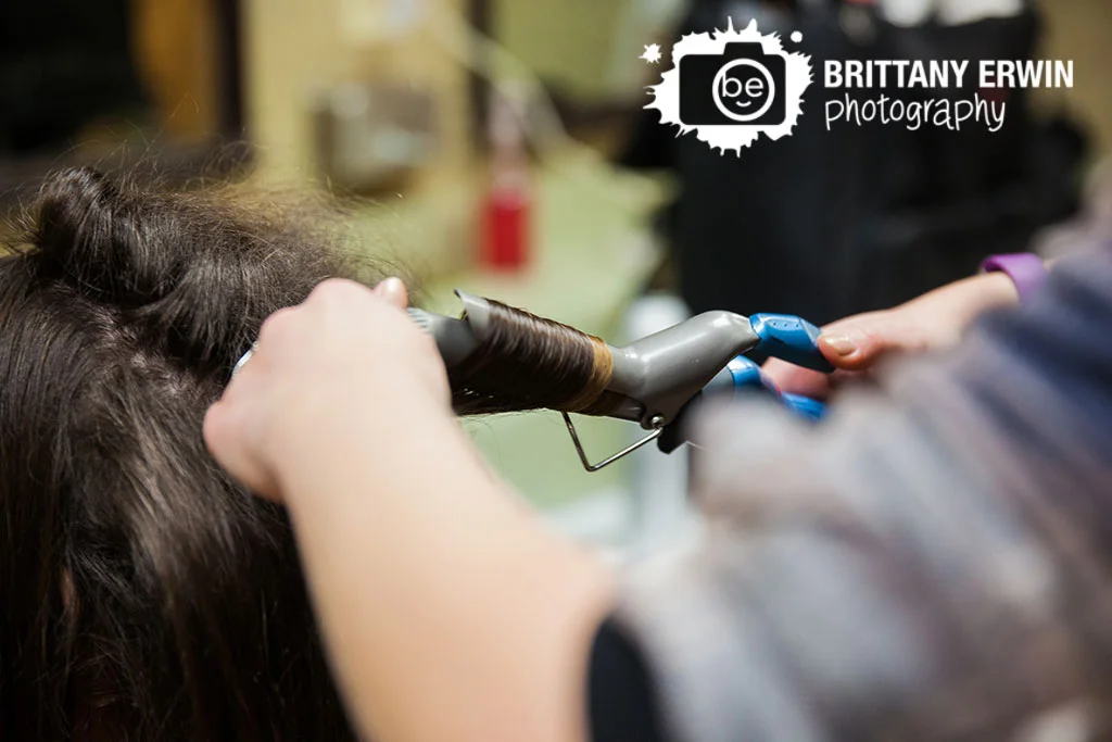 Purgatory-Golf-Club-wedding-photographer-Colour-by-Courtney-hair-styliest.jpg