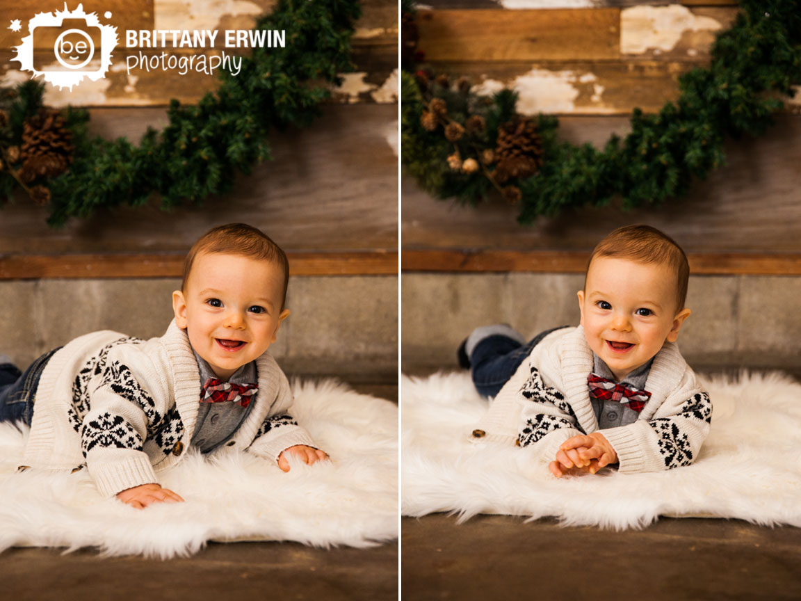 Indianapolis-portrait-photographer-studio-christmas-baby-boy-wreath.jpg