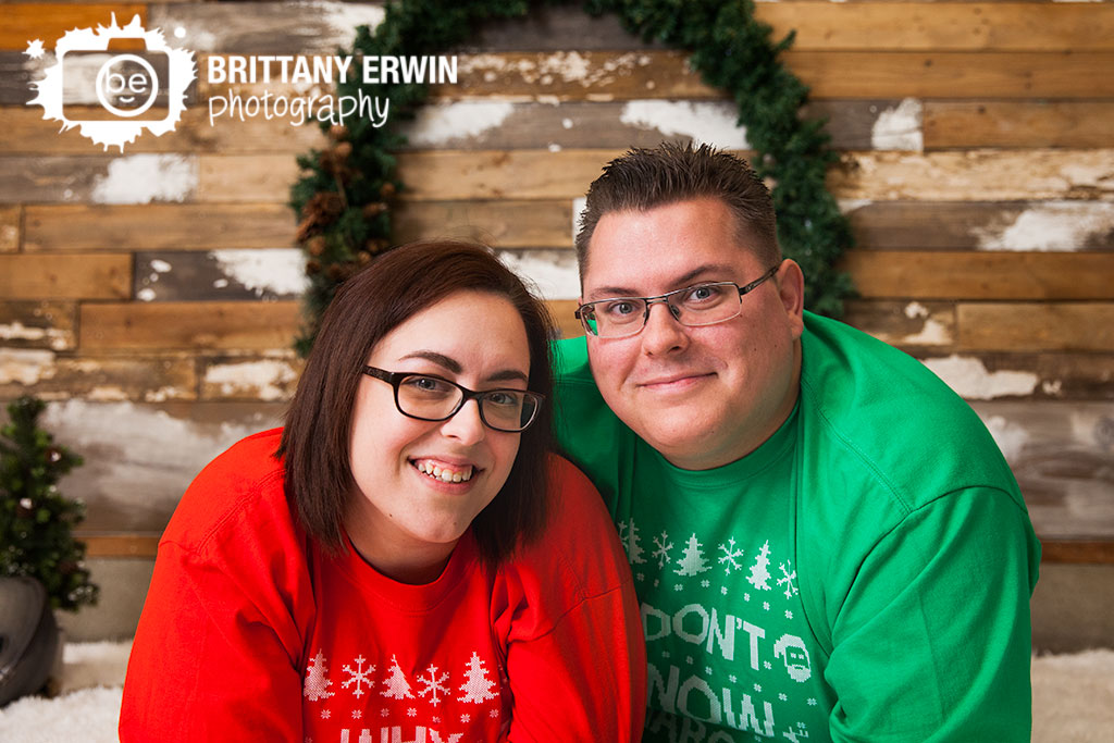 Indianapolis-studio-portrait-photographer-christmas-couple.jpg