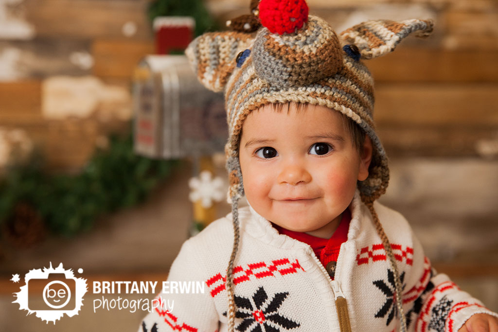 speedway-indiana-christmas-portrait-mini-session-rudolph-hat-baby-boy.jpg