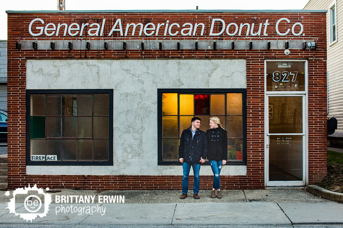 Fountain-Square-Indiana-engagement-portrait-photographer-general-american-donut-co.jpg