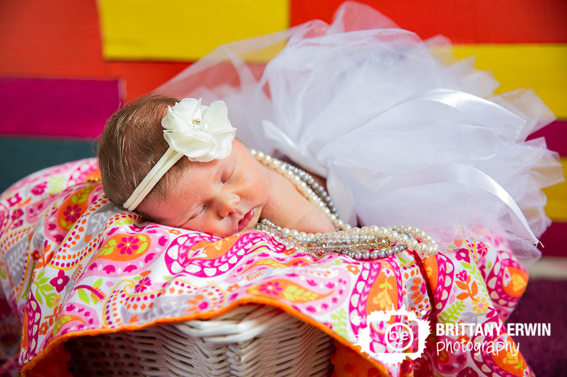 Indianapolis-newborn-portrait-photographer-sleeping-baby-tutu-in-nursery.jpg