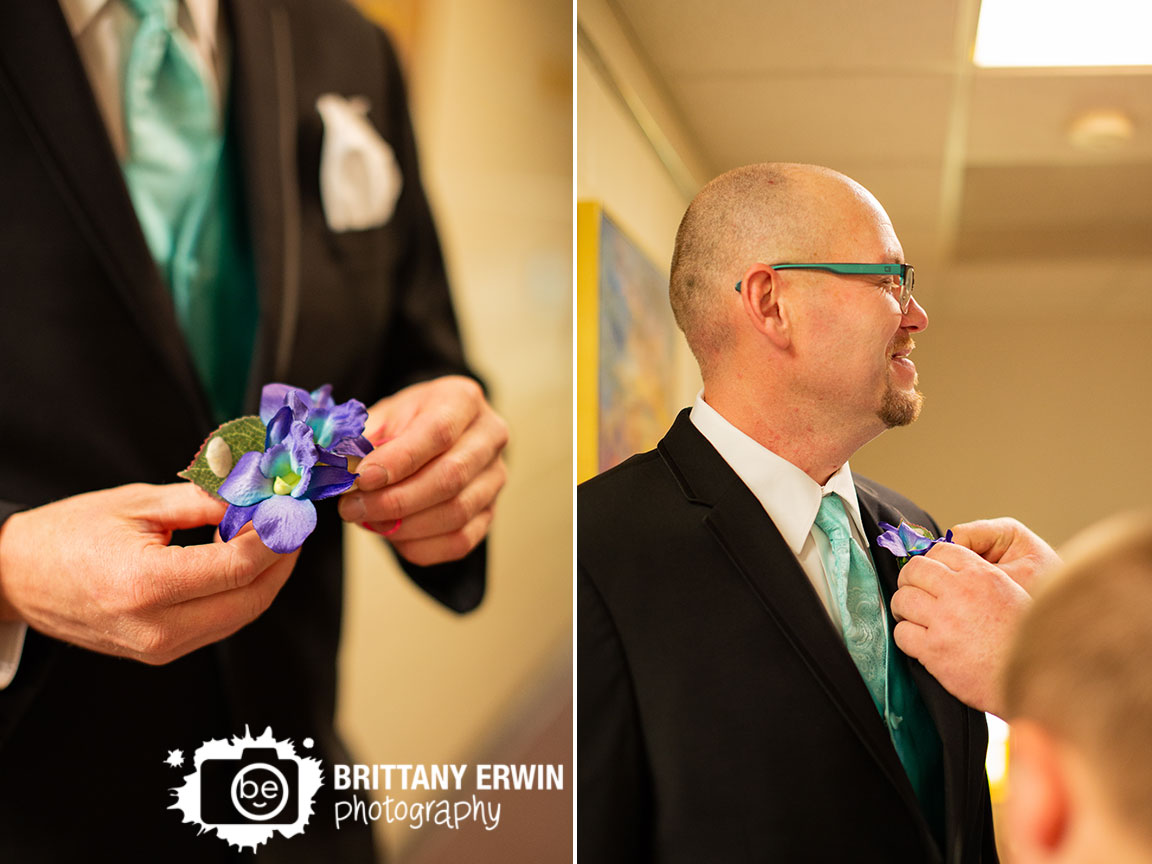 Indiana-Art-Sanctuary-groom-getting-ready-boutonniere-beach-theme-with-shells.jpg