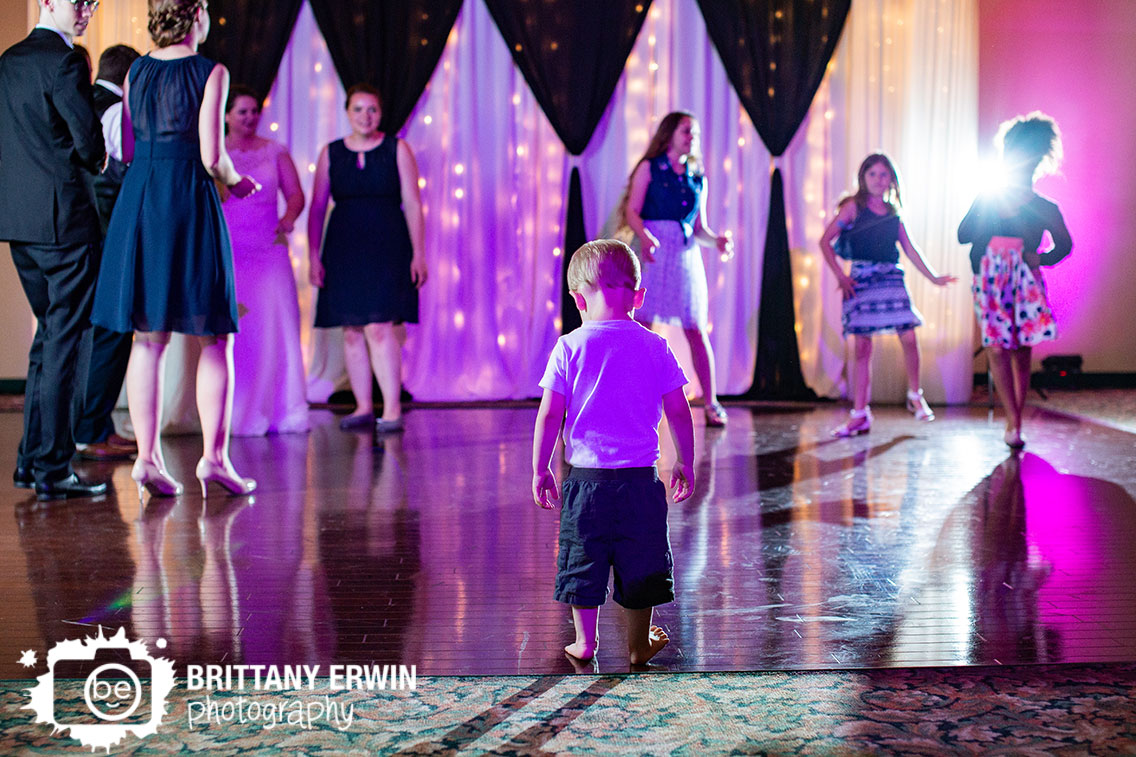 Dance-floor-little-boy-wedding-photographer.jpg