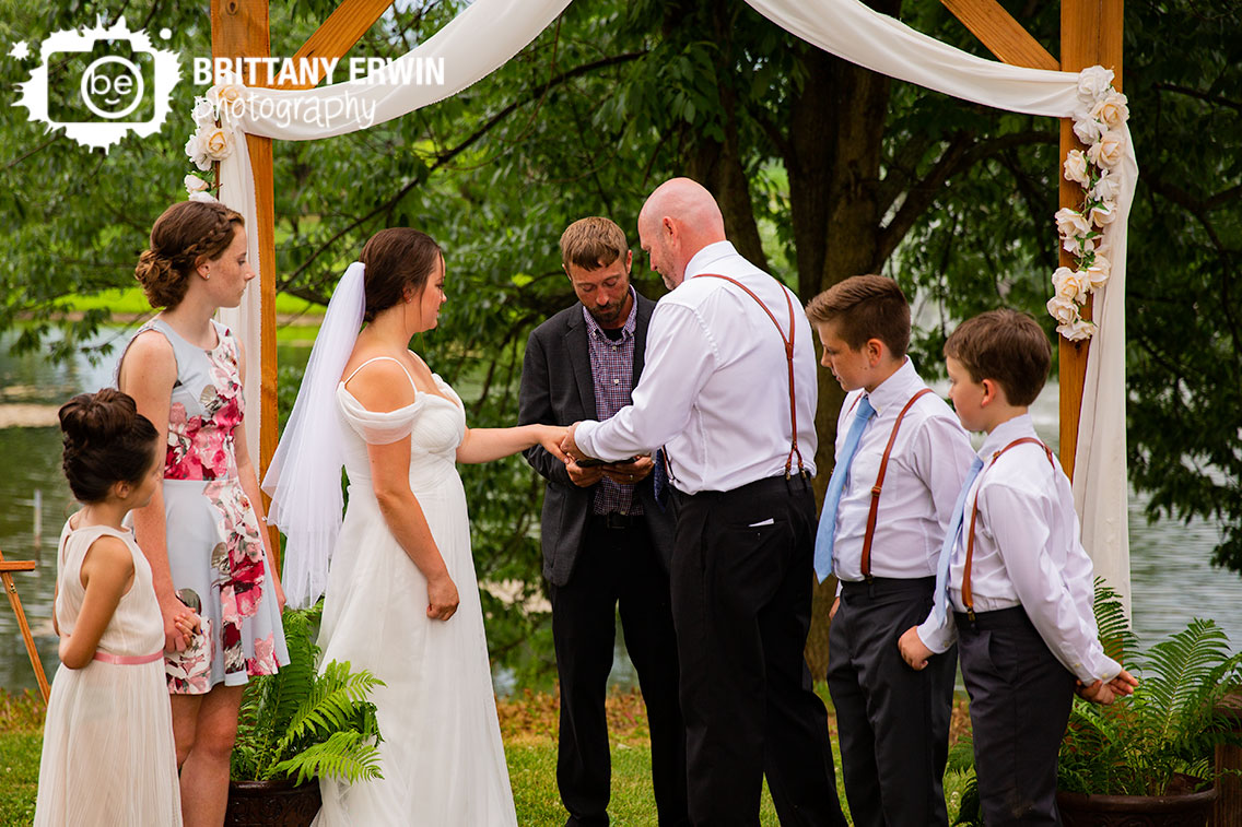 Indianapolis-wedding-ceremony-ring-exchance-outdoor-couple.jpg