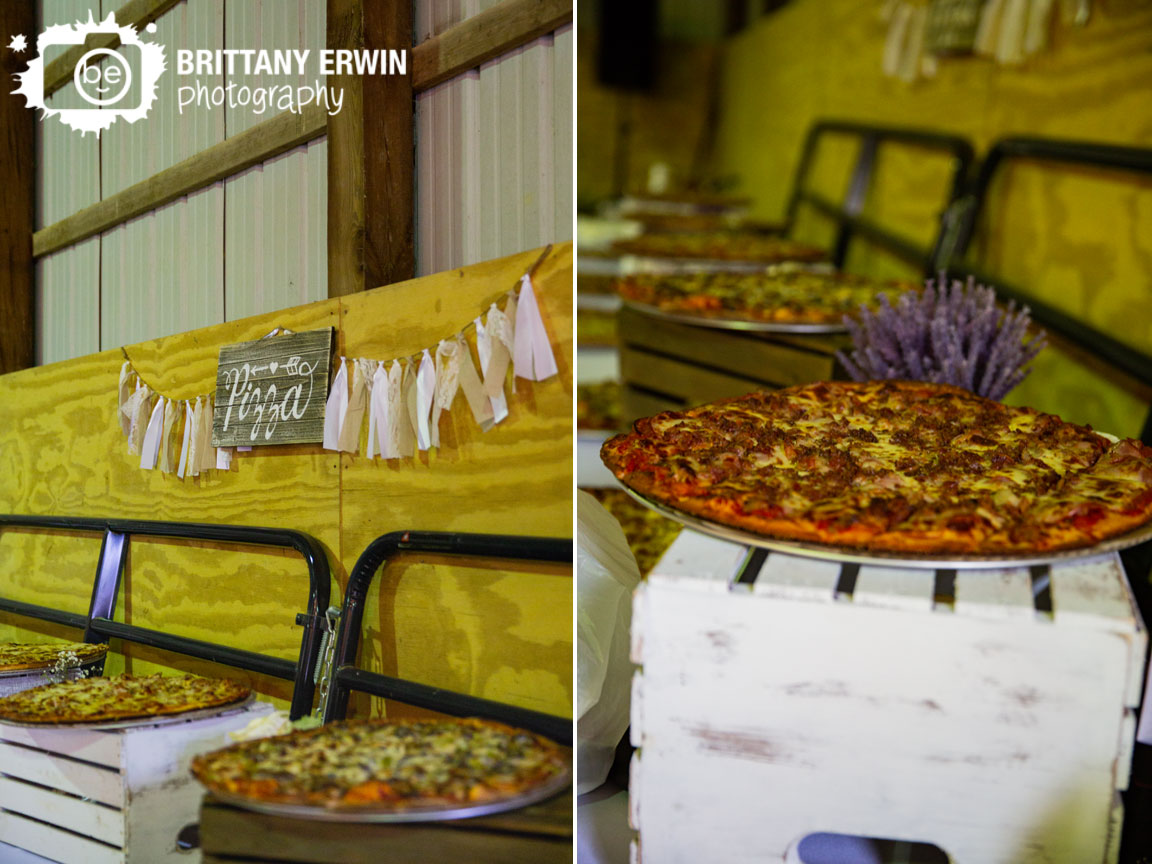 pizza-wedding-buffet-barn-wood-sign.jpg