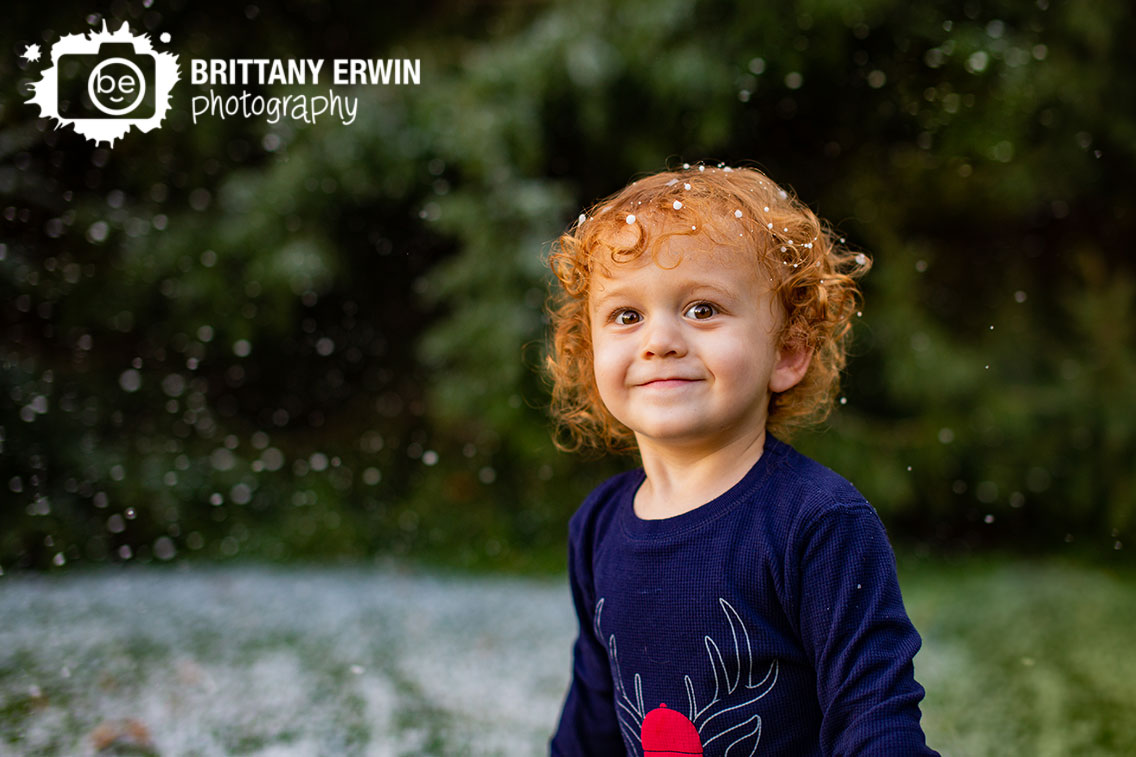 Indianapolis-portrait-photographer-winter-snow-mini-session-curly-red-hair.jpg