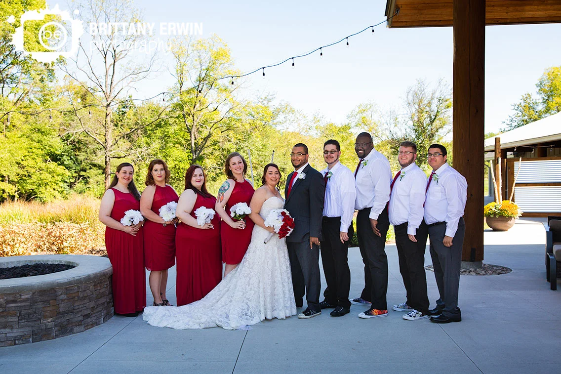 outdoor-fall-wedding-photographer-sycamore-at-mallow-run-bridal-party-portrait.jpg