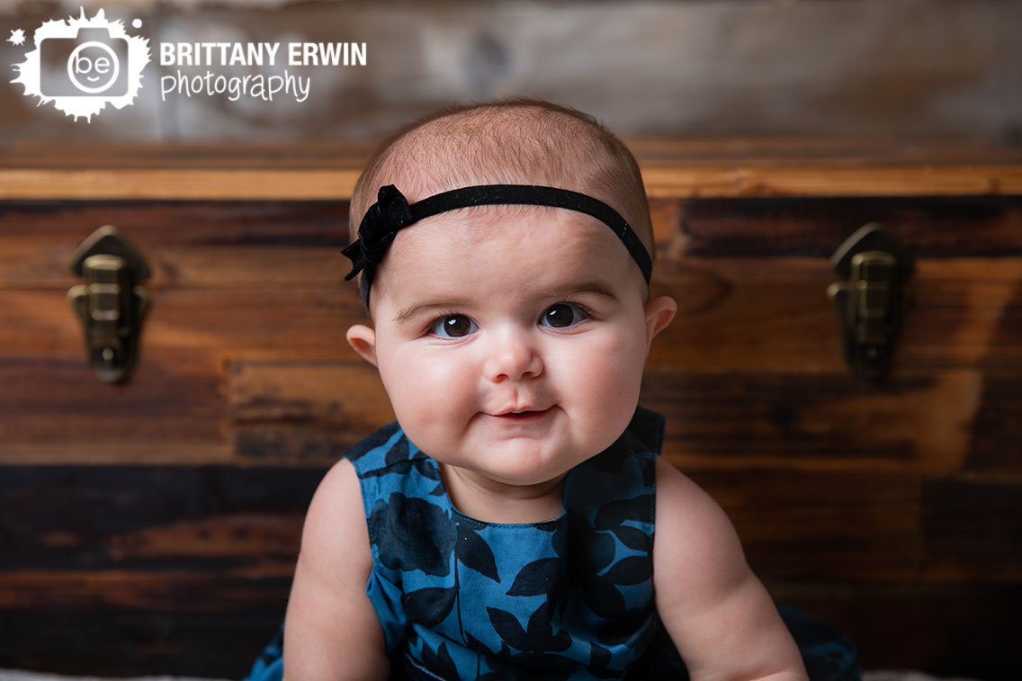 Indianapolis-studio-portrait-photographer-baby-girl-6mo-milestone-blue-dress.jpg