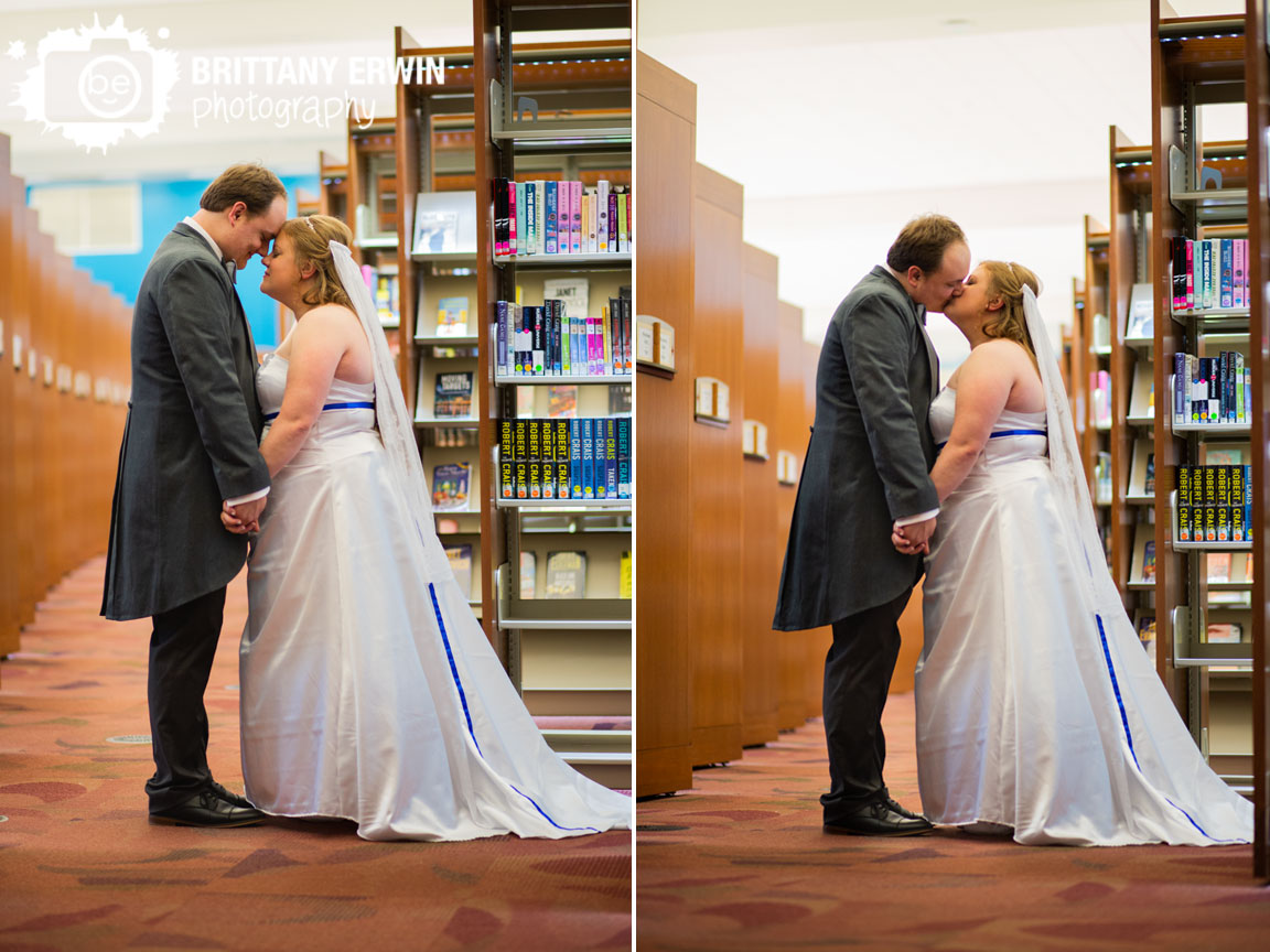 Indianapolis-central-library-wedding-photographer-couple-with-bookshelves-top-floor.jpg