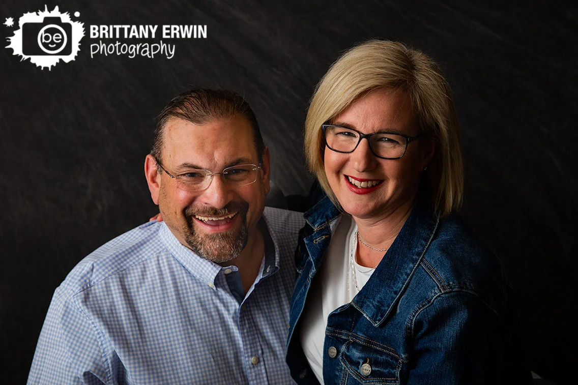 Indianapolis-portrait-studio-photographer-husband-wife-anniversary-session-grey-backdrop.jpg