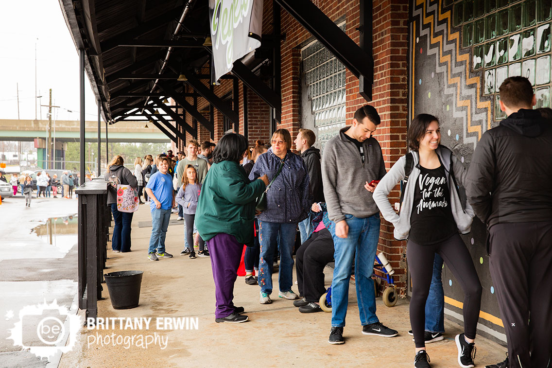 Indy-VegFest-entry-line-Vegan-food-event-at-the-Biltwell-Center.jpg