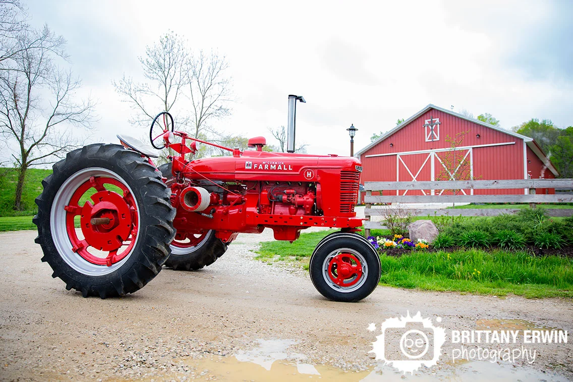 Martinsville-Indiana-wedding-photographer-Rustic-Gatherings-venue-barn-with-tracter-farmall.jpg