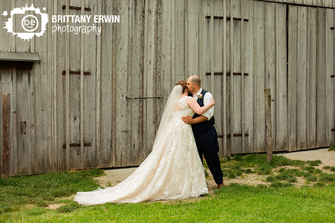 Wedding-photographer-bride-and-groom-share-first-look-at-Hidden-Brook-Acres.jpg
