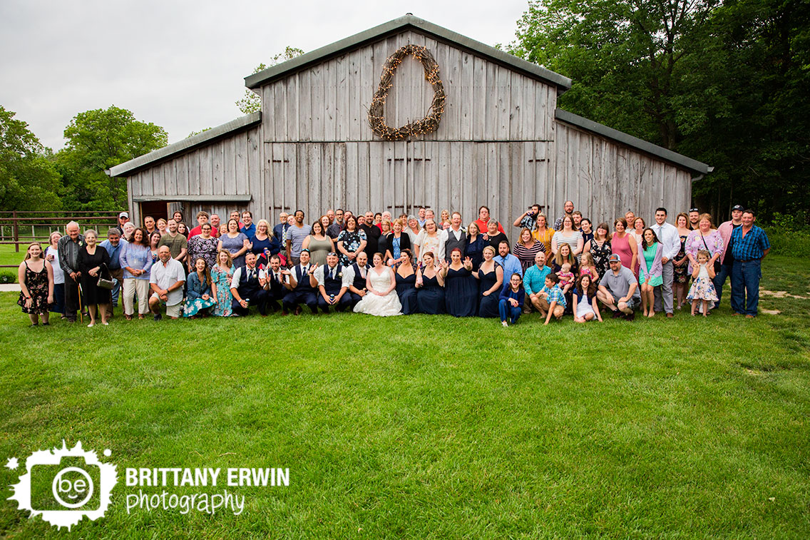 Shelbyville-Indiana-barn-wedding-group-photo-reception.jpg