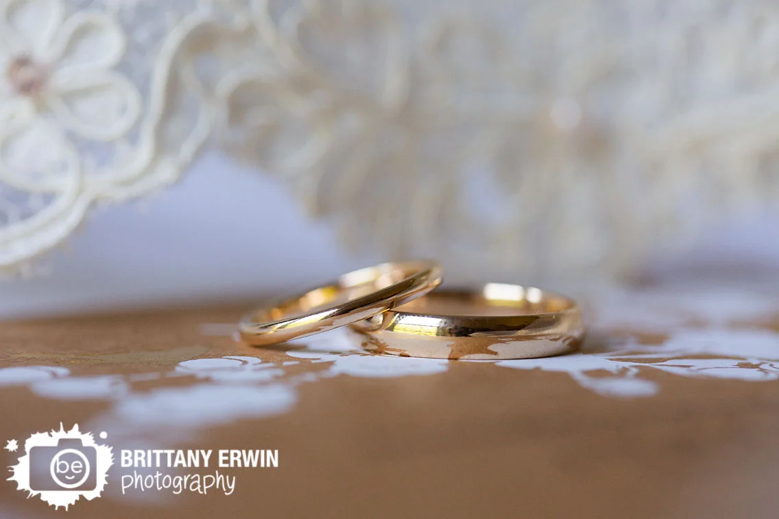 Nashville-Indiana-Salt-Creek-Golf-Resort-photographer-gold-wedding-bands-on-invitation.jpg