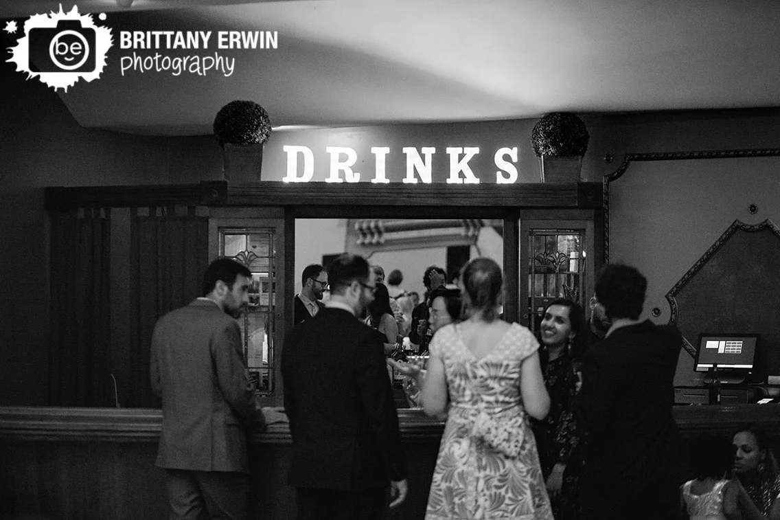 Drinks-lights-vintage-sign-bar-fountain-square-theater.jpg