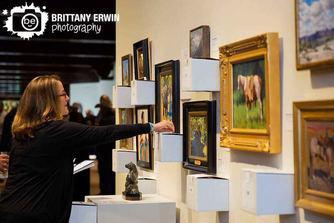 Indianapolis-event-photographer-Eiteljorg-museum-quest-for-the-west-miniature-art-sale.jpg