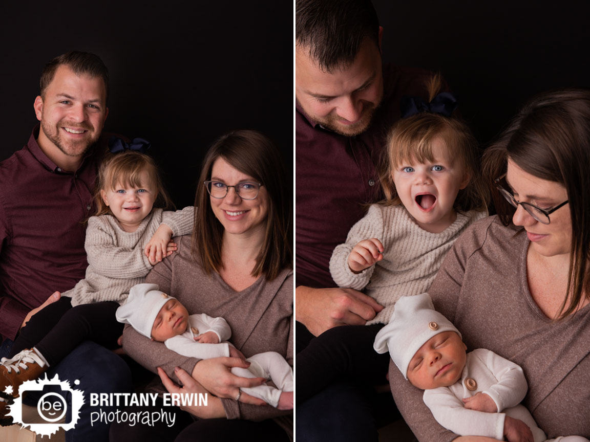 Indianapolis-portrait-studio-photographer-family-group-parents-big-sister-newborn-baby-brother.jpg