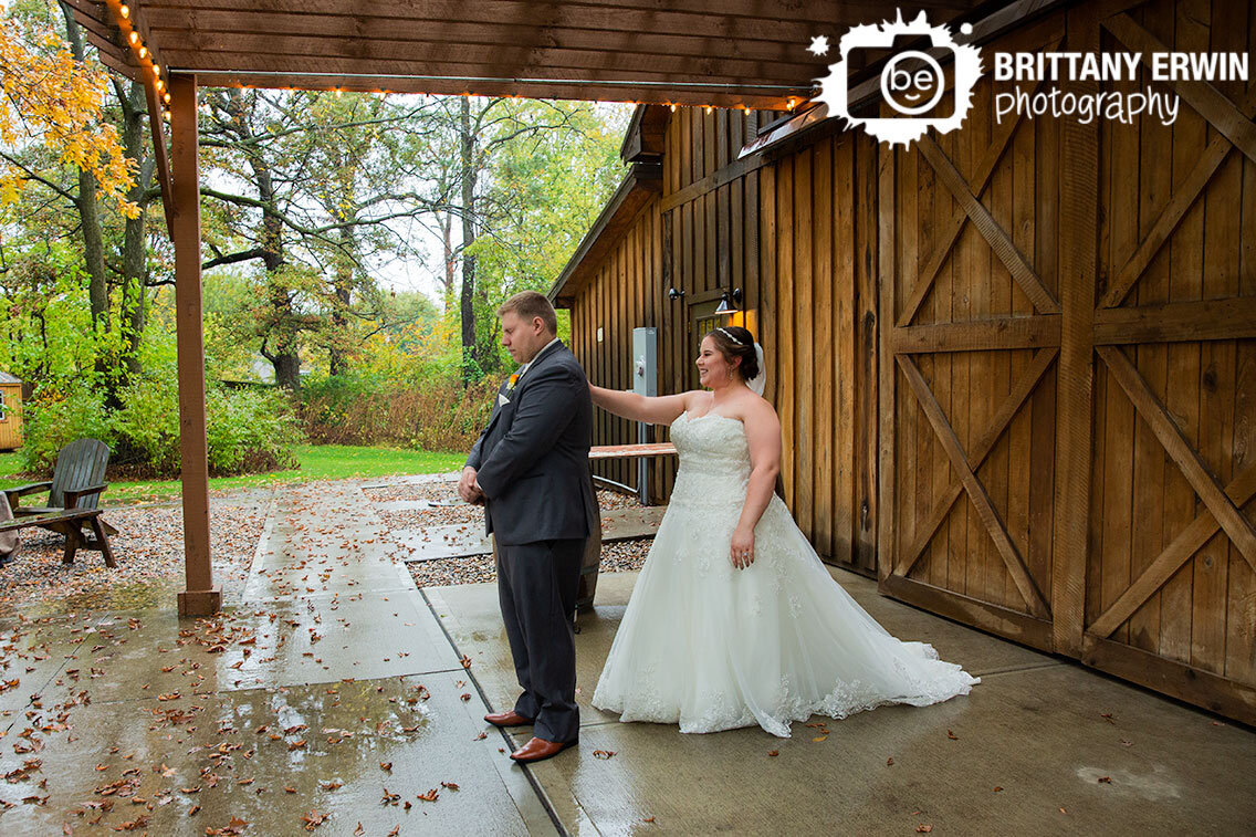 Indiana-wedding-photographer-first-look-groom-closes-eyes-bride-tap-on-shoulder.jpg