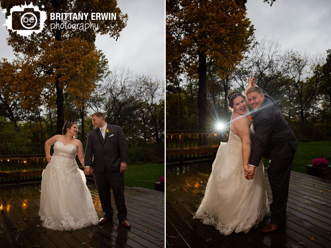 Anderson-Indiana-wedding-photographer-couple-in-rain.jpg