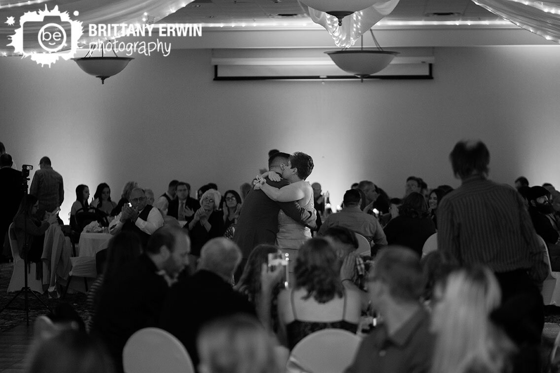 Indianapolis-wedding-photographer-reception-mother-son-dance.jpg