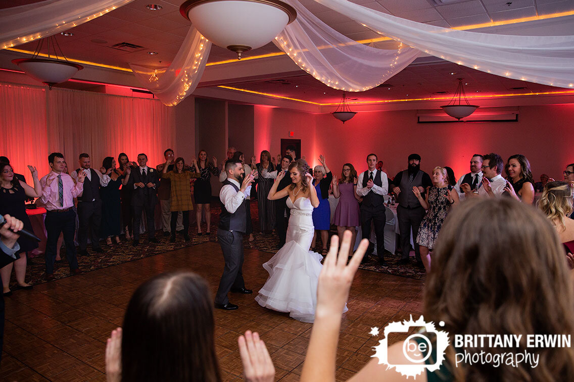 Indianapolis-wedding-reception-photographer-dance-floor-guests-group-chicken-dance.jpg