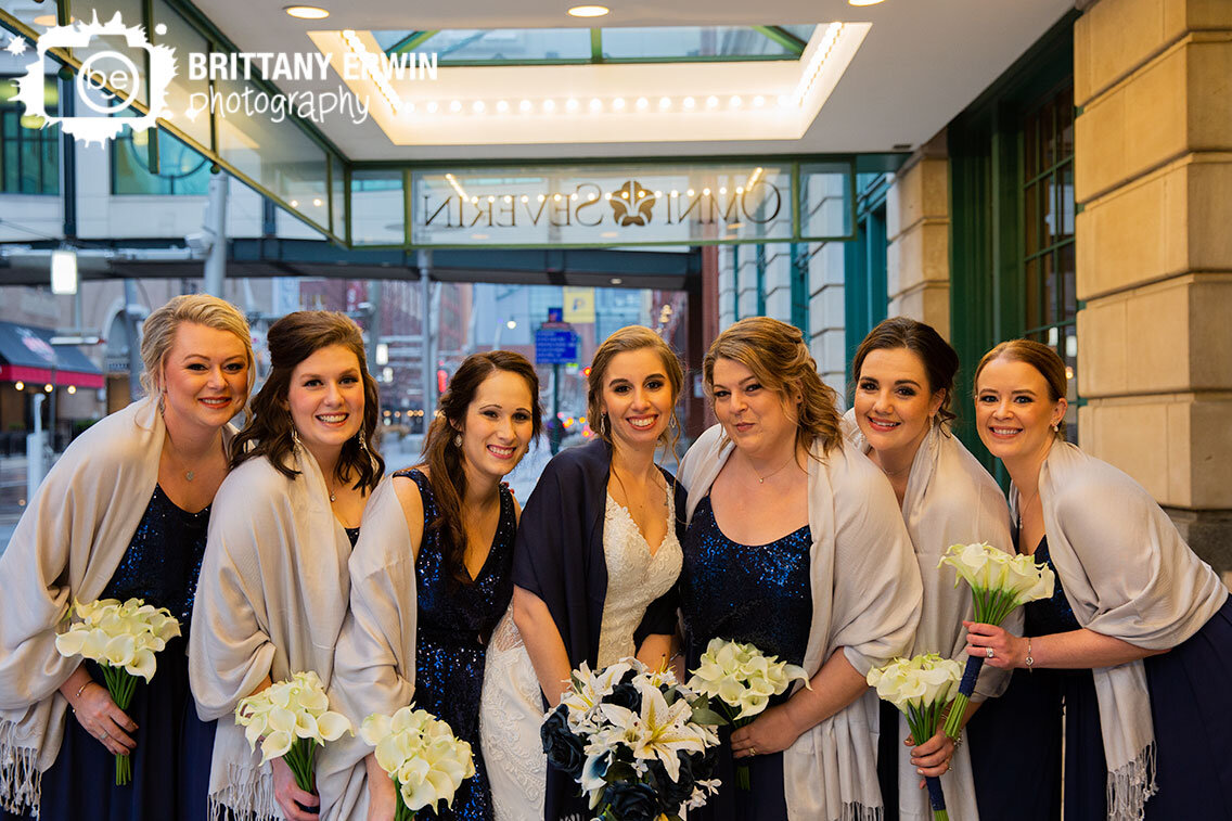 Indianapolis-wedding-photographer-bridal-party-bride-bridesmaids-group.jpg