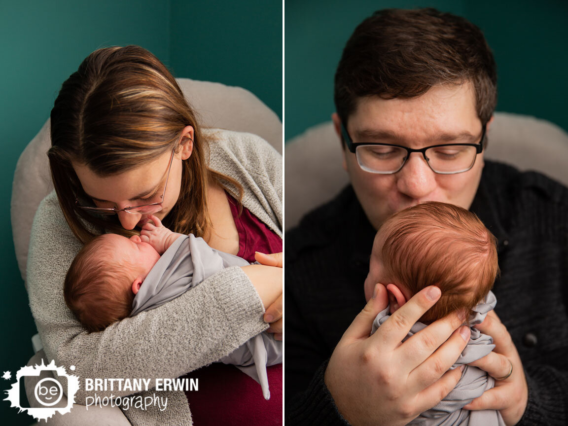 Indianapolis-lifestyle-portrait-photographer-newborn-in-home-parents.jpg